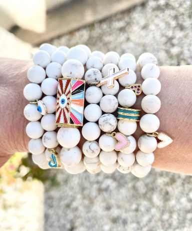 White Turquoise Bracelet With a Green Multi-Colored Evelin Eye Bead